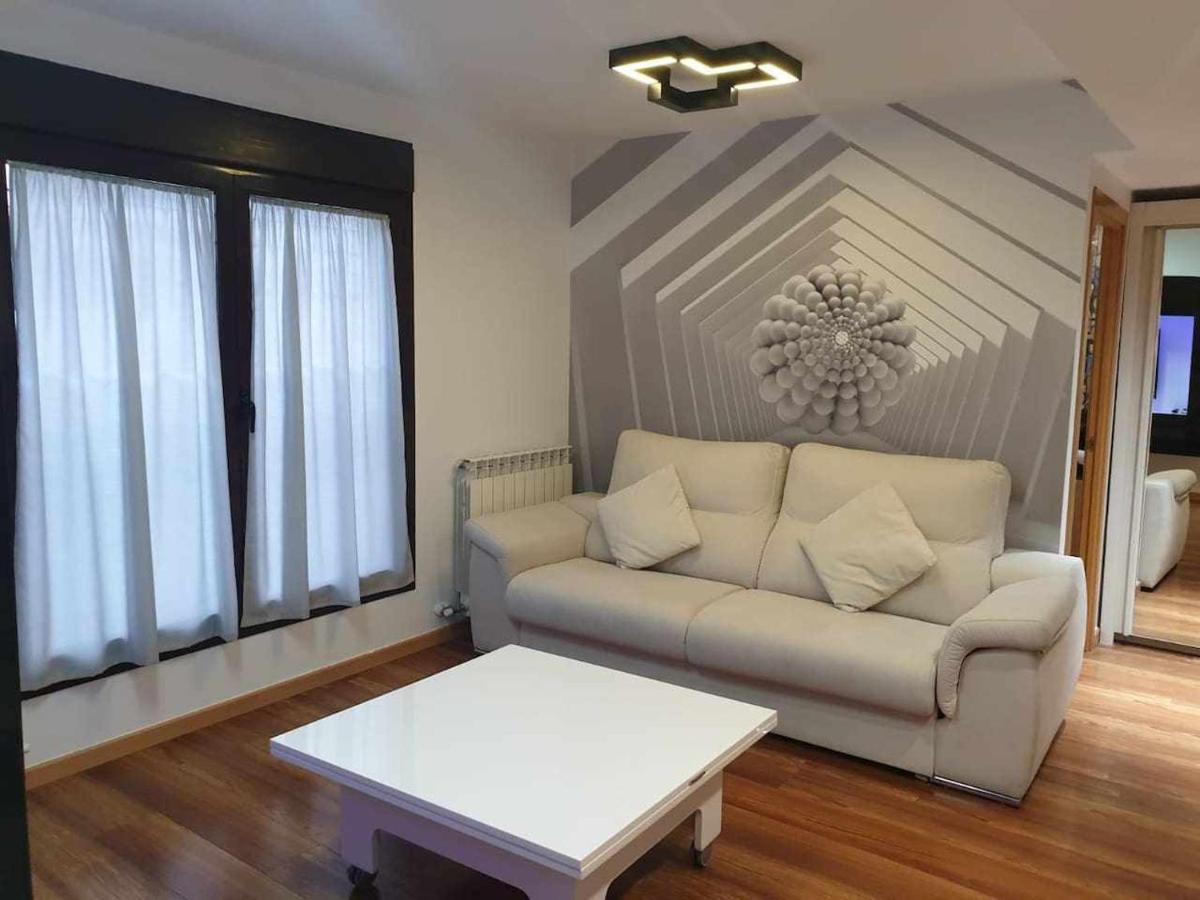 Ferienwohnung Centro Aparcamiento Gratuito Al Lado Del Pilar Saragossa Exterior foto